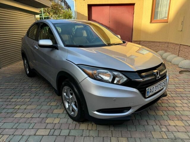 Серый Хонда ХРВ, объемом двигателя 1.8 л и пробегом 99 тыс. км за 13900 $, фото 2 на Automoto.ua