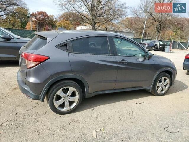 Серый Хонда ХРВ, объемом двигателя 1.8 л и пробегом 64 тыс. км за 1700 $, фото 2 на Automoto.ua