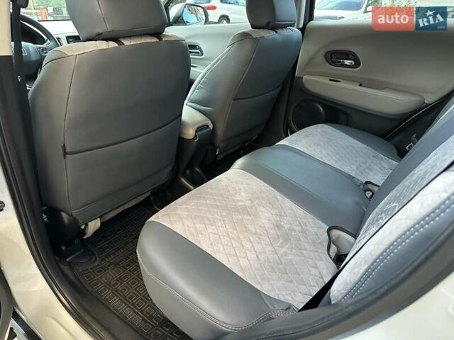 Сірий Хонда ХРВ, об'ємом двигуна 1.8 л та пробігом 135 тис. км за 12200 $, фото 34 на Automoto.ua