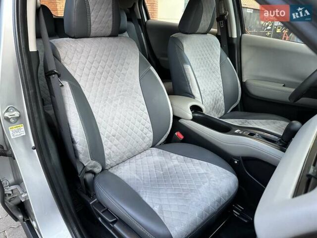 Сірий Хонда ХРВ, об'ємом двигуна 1.8 л та пробігом 135 тис. км за 12200 $, фото 24 на Automoto.ua