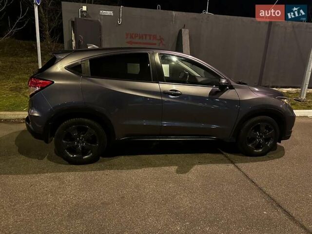 Серый Хонда ХРВ, объемом двигателя 1.8 л и пробегом 135 тыс. км за 14700 $, фото 9 на Automoto.ua