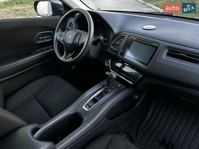 Серый Хонда ХРВ, объемом двигателя 1.8 л и пробегом 135 тыс. км за 14700 $, фото 24 на Automoto.ua