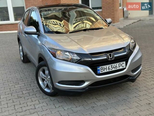 Сірий Хонда ХРВ, об'ємом двигуна 1.8 л та пробігом 135 тис. км за 12200 $, фото 5 на Automoto.ua