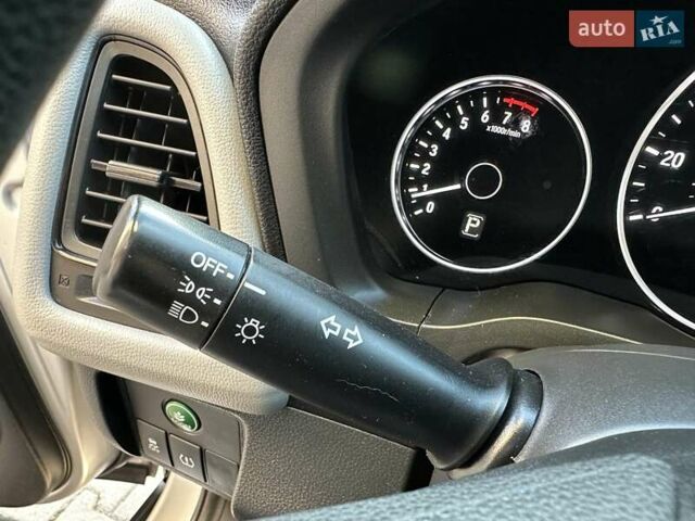 Сірий Хонда ХРВ, об'ємом двигуна 1.8 л та пробігом 135 тис. км за 12200 $, фото 29 на Automoto.ua