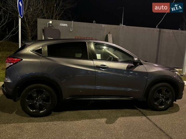 Серый Хонда ХРВ, объемом двигателя 1.8 л и пробегом 135 тыс. км за 14700 $, фото 15 на Automoto.ua