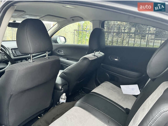 Сірий Хонда ХРВ, об'ємом двигуна 1.8 л та пробігом 961 тис. км за 14500 $, фото 5 на Automoto.ua