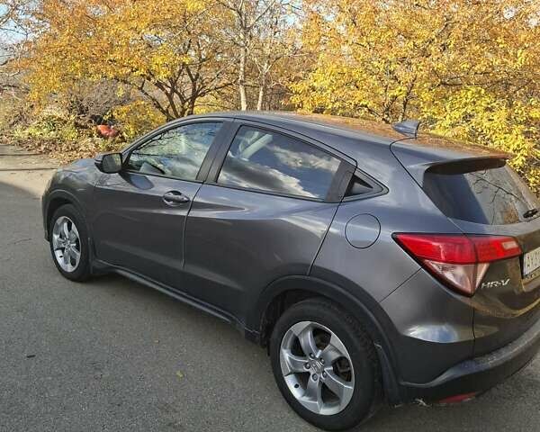 Серый Хонда ХРВ, объемом двигателя 1.8 л и пробегом 236 тыс. км за 15500 $, фото 8 на Automoto.ua