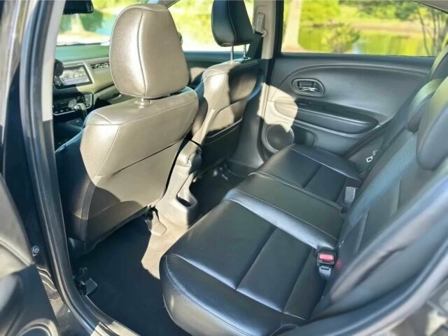 Сірий Хонда ХРВ, об'ємом двигуна 1.8 л та пробігом 65 тис. км за 16100 $, фото 10 на Automoto.ua