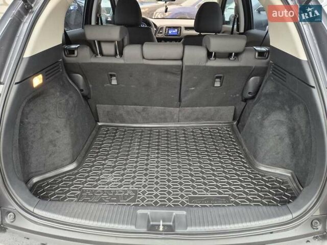 Сірий Хонда ХРВ, об'ємом двигуна 1.8 л та пробігом 151 тис. км за 16300 $, фото 16 на Automoto.ua
