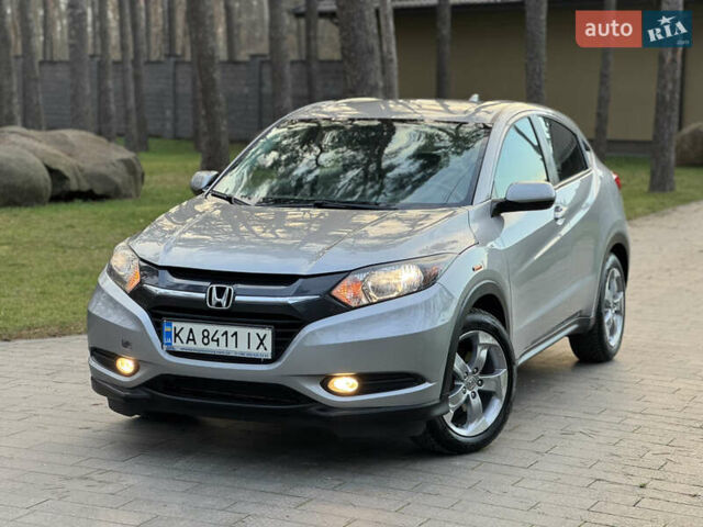 Серый Хонда ХРВ, объемом двигателя 1.8 л и пробегом 88 тыс. км за 12700 $, фото 2 на Automoto.ua