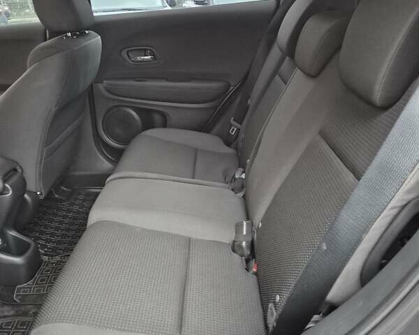 Сірий Хонда ХРВ, об'ємом двигуна 1.8 л та пробігом 151 тис. км за 16300 $, фото 15 на Automoto.ua