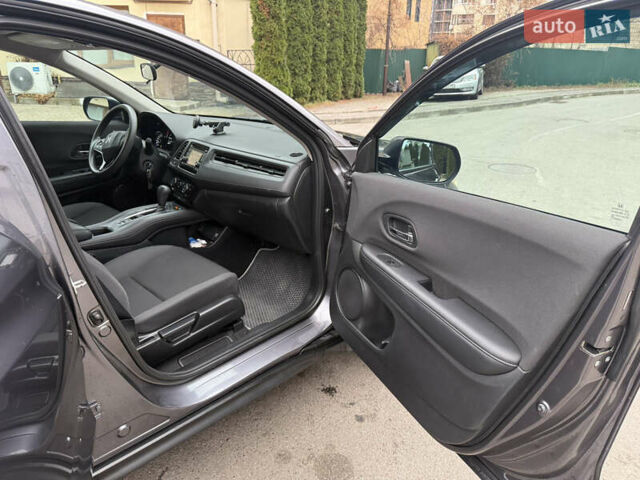 Сірий Хонда ХРВ, об'ємом двигуна 1.8 л та пробігом 48 тис. км за 18000 $, фото 9 на Automoto.ua