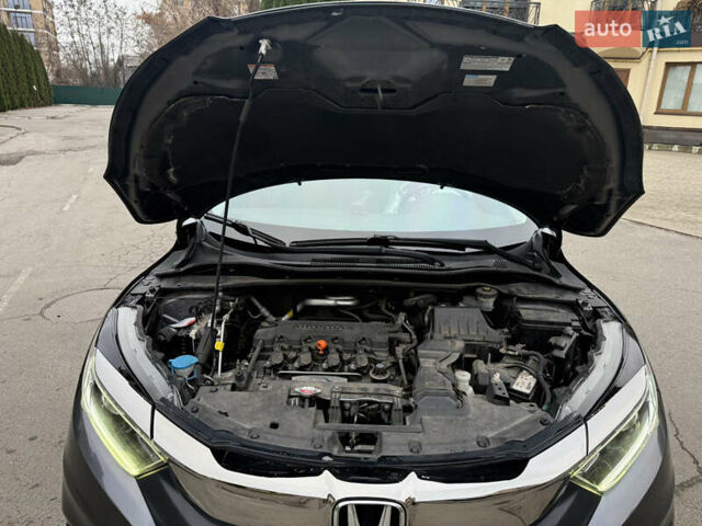 Сірий Хонда ХРВ, об'ємом двигуна 1.8 л та пробігом 48 тис. км за 18000 $, фото 4 на Automoto.ua