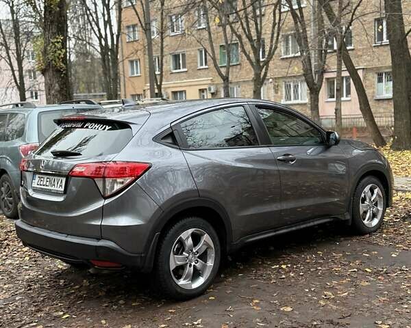 Серый Хонда ХРВ, объемом двигателя 1.8 л и пробегом 104 тыс. км за 19000 $, фото 11 на Automoto.ua
