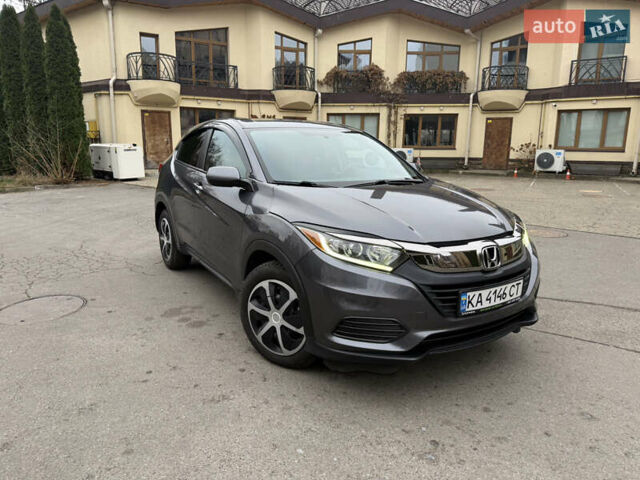 Сірий Хонда ХРВ, об'ємом двигуна 1.8 л та пробігом 48 тис. км за 18000 $, фото 1 на Automoto.ua