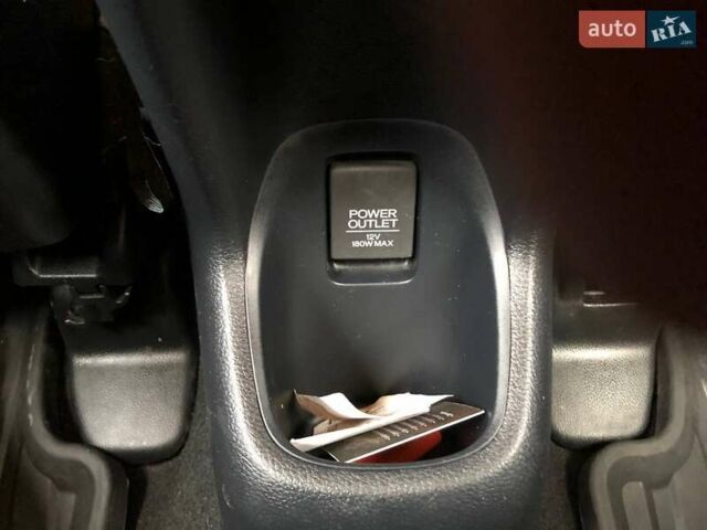 Серый Хонда ХРВ, объемом двигателя 1.8 л и пробегом 132 тыс. км за 16999 $, фото 5 на Automoto.ua