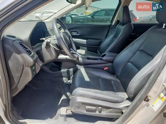 Серый Хонда ХРВ, объемом двигателя 1.8 л и пробегом 128 тыс. км за 4200 $, фото 6 на Automoto.ua