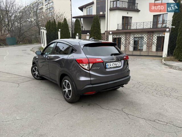 Сірий Хонда ХРВ, об'ємом двигуна 1.8 л та пробігом 48 тис. км за 18000 $, фото 3 на Automoto.ua