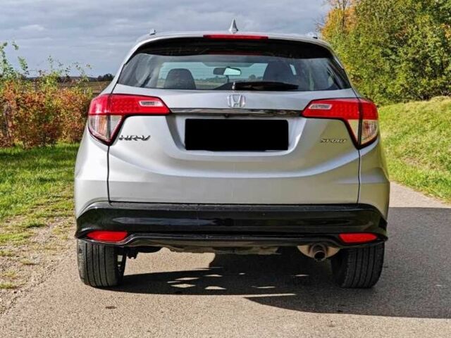 Серый Хонда ХРВ, объемом двигателя 1.8 л и пробегом 75 тыс. км за 14200 $, фото 4 на Automoto.ua