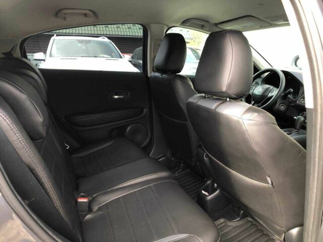 Серый Хонда ХРВ, объемом двигателя 1.8 л и пробегом 132 тыс. км за 16999 $, фото 8 на Automoto.ua