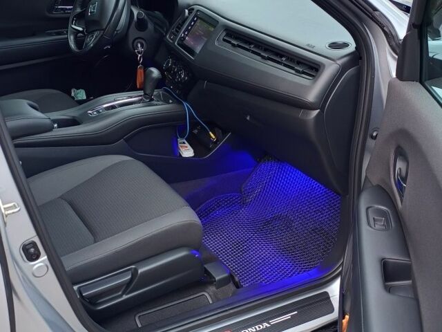 Сірий Хонда ХРВ, об'ємом двигуна 1.8 л та пробігом 40 тис. км за 17900 $, фото 4 на Automoto.ua