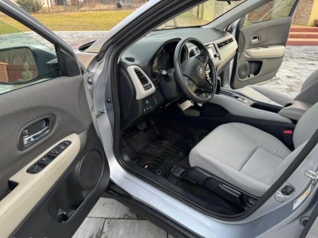 Сірий Хонда ХРВ, об'ємом двигуна 1.8 л та пробігом 91 тис. км за 12300 $, фото 10 на Automoto.ua