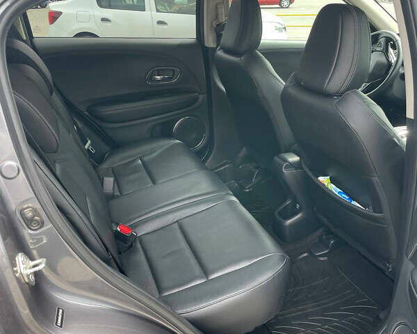 Сірий Хонда ХРВ, об'ємом двигуна 1.8 л та пробігом 96 тис. км за 18200 $, фото 9 на Automoto.ua