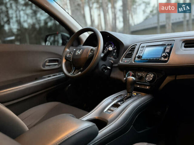 Серый Хонда ХРВ, объемом двигателя 1.8 л и пробегом 98 тыс. км за 15700 $, фото 16 на Automoto.ua