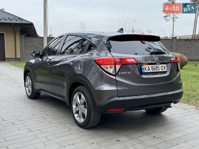 Серый Хонда ХРВ, объемом двигателя 1.8 л и пробегом 98 тыс. км за 15700 $, фото 5 на Automoto.ua