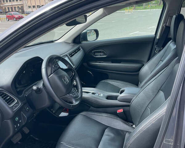 Сірий Хонда ХРВ, об'ємом двигуна 1.8 л та пробігом 96 тис. км за 18200 $, фото 10 на Automoto.ua