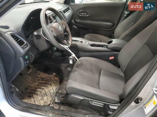 Серый Хонда ХРВ, объемом двигателя 1.8 л и пробегом 86 тыс. км за 3000 $, фото 6 на Automoto.ua