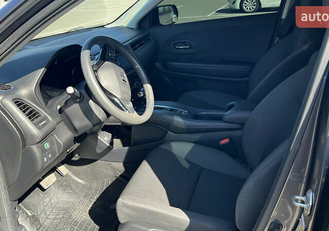 Сірий Хонда ХРВ, об'ємом двигуна 1.8 л та пробігом 87 тис. км за 15300 $, фото 6 на Automoto.ua