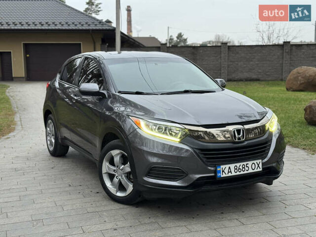 Серый Хонда ХРВ, объемом двигателя 1.8 л и пробегом 98 тыс. км за 15700 $, фото 3 на Automoto.ua