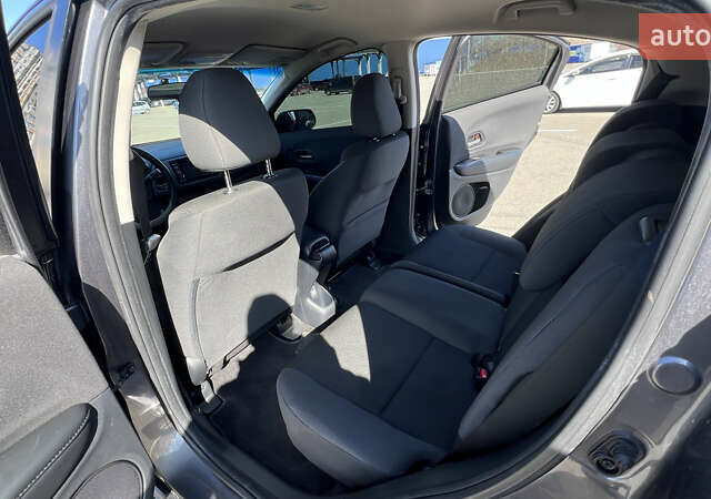 Сірий Хонда ХРВ, об'ємом двигуна 1.8 л та пробігом 87 тис. км за 15300 $, фото 9 на Automoto.ua