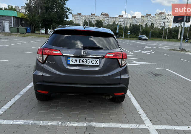 Серый Хонда ХРВ, объемом двигателя 1.8 л и пробегом 92 тыс. км за 15000 $, фото 7 на Automoto.ua