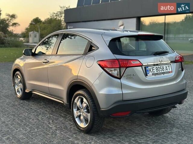 Серый Хонда ХРВ, объемом двигателя 1.8 л и пробегом 38 тыс. км за 19300 $, фото 3 на Automoto.ua