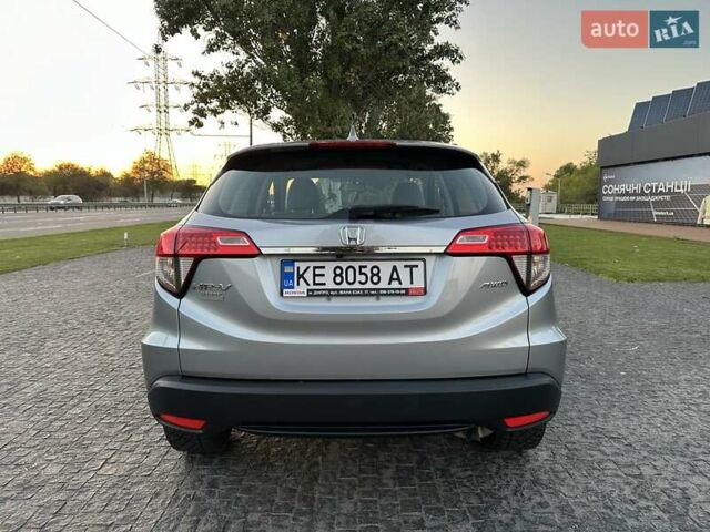 Серый Хонда ХРВ, объемом двигателя 1.8 л и пробегом 38 тыс. км за 19300 $, фото 9 на Automoto.ua