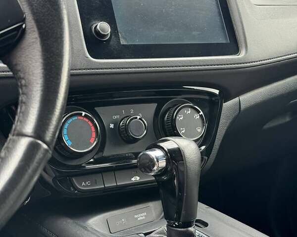 Серый Хонда ХРВ, объемом двигателя 1.8 л и пробегом 127 тыс. км за 18600 $, фото 10 на Automoto.ua