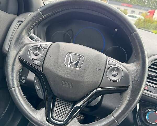 Серый Хонда ХРВ, объемом двигателя 1.8 л и пробегом 127 тыс. км за 18600 $, фото 6 на Automoto.ua