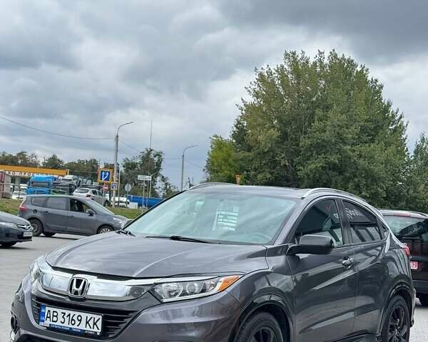 Серый Хонда ХРВ, объемом двигателя 1.8 л и пробегом 127 тыс. км за 18600 $, фото 4 на Automoto.ua