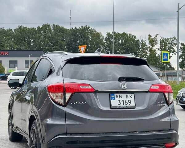 Серый Хонда ХРВ, объемом двигателя 1.8 л и пробегом 127 тыс. км за 18600 $, фото 8 на Automoto.ua