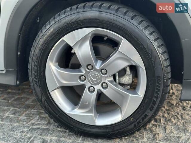 Серый Хонда ХРВ, объемом двигателя 1.8 л и пробегом 38 тыс. км за 19300 $, фото 12 на Automoto.ua