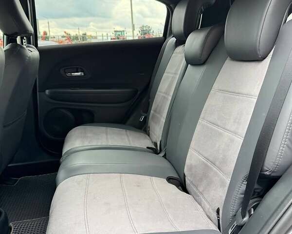 Серый Хонда ХРВ, объемом двигателя 1.8 л и пробегом 127 тыс. км за 18600 $, фото 15 на Automoto.ua