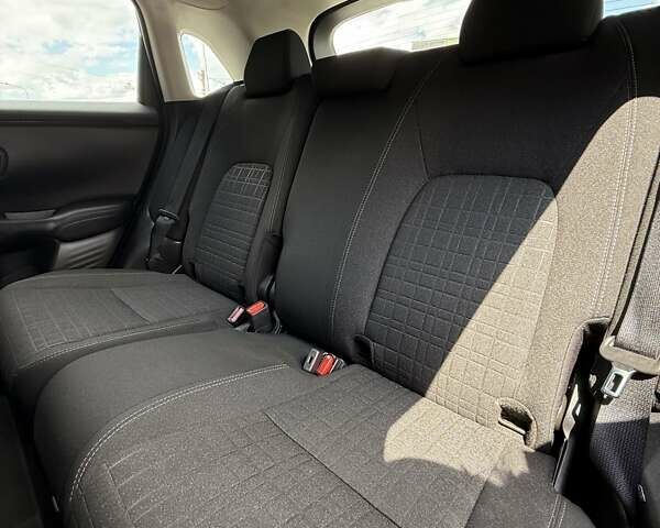 Серый Хонда ХРВ, объемом двигателя 2 л и пробегом 43 тыс. км за 21000 $, фото 33 на Automoto.ua