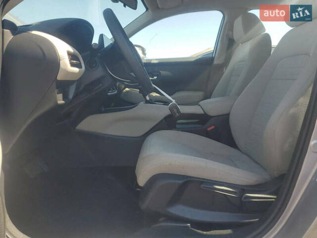 Сірий Хонда ХРВ, об'ємом двигуна 2 л та пробігом 66 тис. км за 17500 $, фото 3 на Automoto.ua