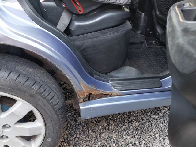 Синий Хонда ХРВ, объемом двигателя 1.6 л и пробегом 282 тыс. км за 4600 $, фото 7 на Automoto.ua