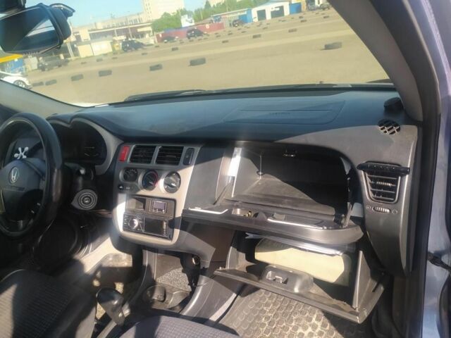 Синій Хонда ХРВ, об'ємом двигуна 1.6 л та пробігом 347 тис. км за 3650 $, фото 6 на Automoto.ua