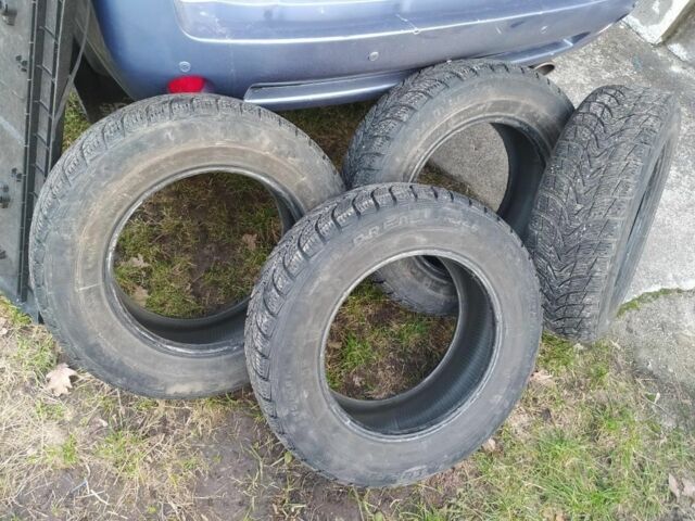 Синій Хонда ХРВ, об'ємом двигуна 1.6 л та пробігом 347 тис. км за 3650 $, фото 3 на Automoto.ua