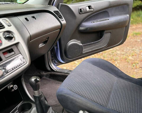 Синий Хонда ХРВ, объемом двигателя 1.6 л и пробегом 230 тыс. км за 5390 $, фото 9 на Automoto.ua