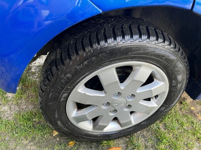 Синий Хонда ХРВ, объемом двигателя 1.6 л и пробегом 170 тыс. км за 7600 $, фото 3 на Automoto.ua